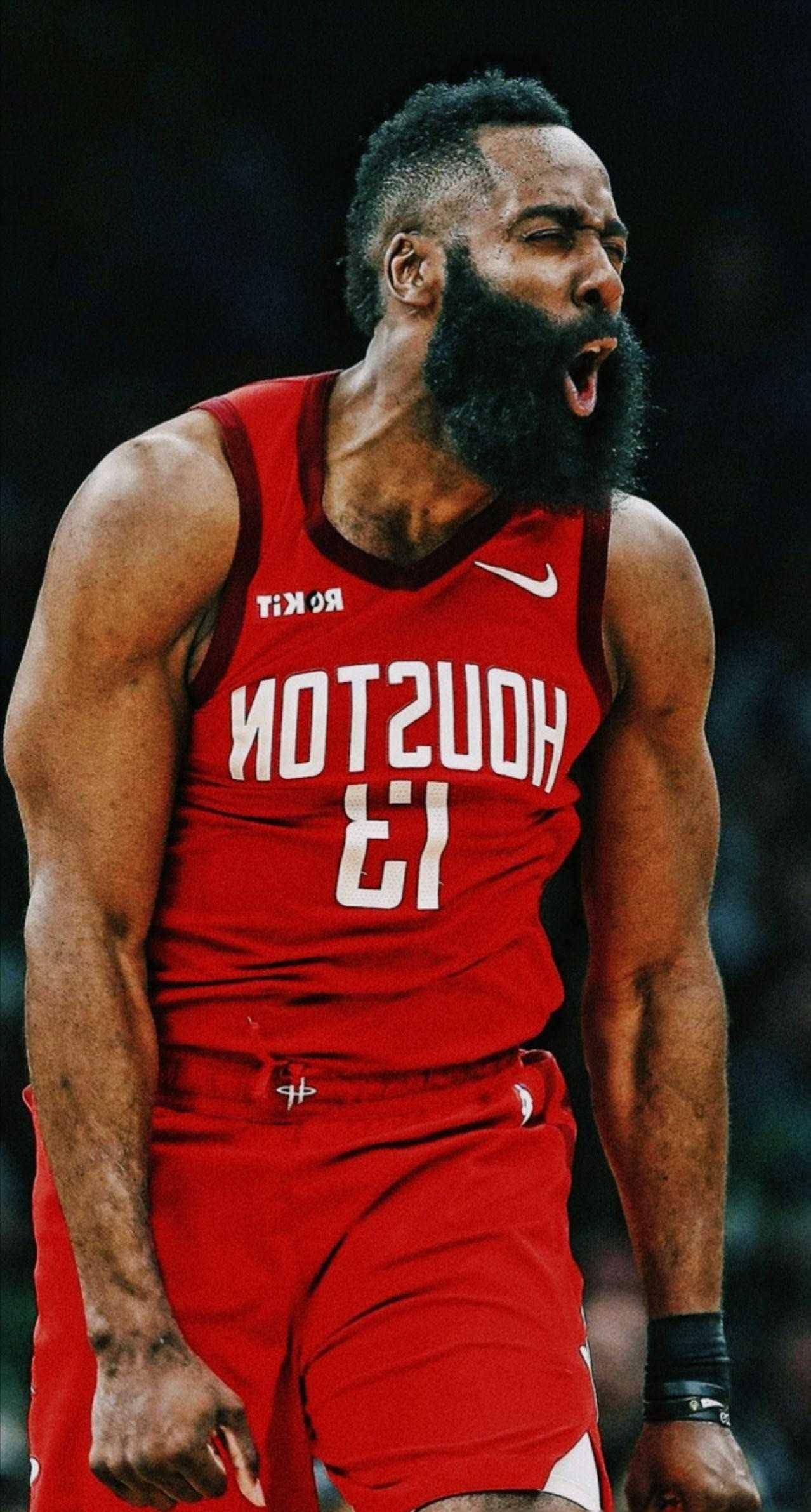 这也行？密尔沃基雄鹿集结日迎来里程碑费城76人止住颓势备战荷甲，风云突变广厦男篮赛后再遭质疑(密尔沃基雄鹿队)