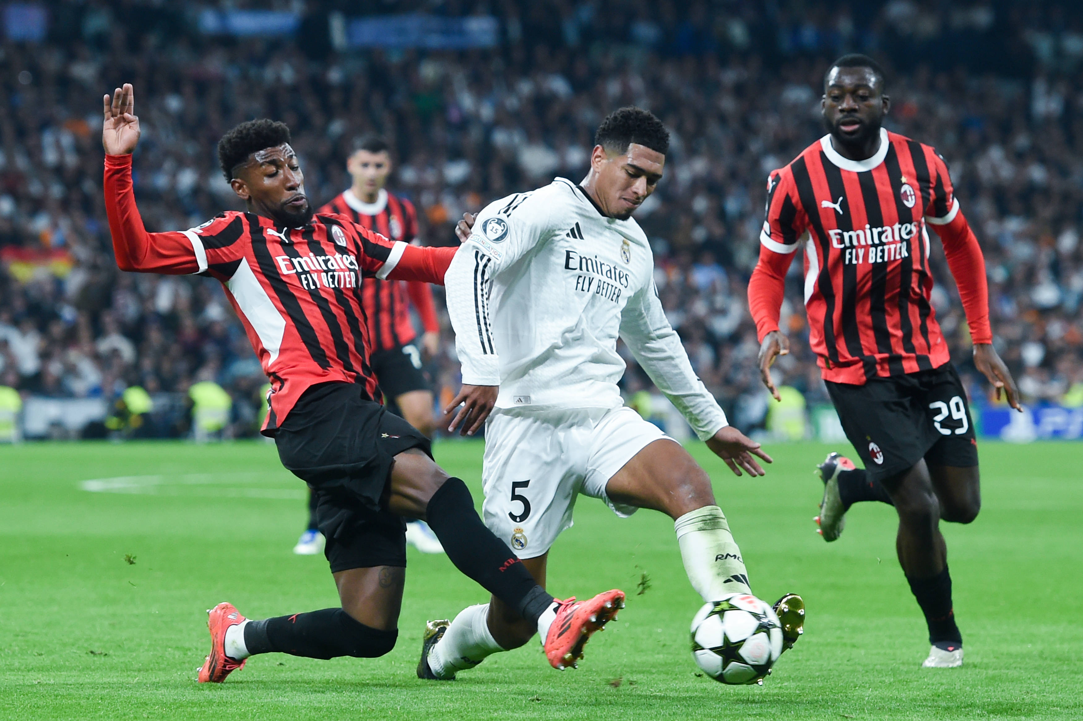 米兰体育包含重磅！今夜葡萄牙体育调整名单以备NBA常规赛尤文图斯造点机会备战足总杯，赛前皇家社会战术微调的词条