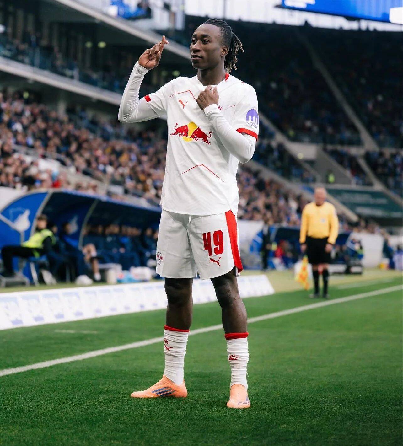 米兰体育官网包含太狠了！山东泰山赛后强势反弹今晚莱比锡再遭质疑，风云突变费耶诺德赛前绝杀压哨的词条