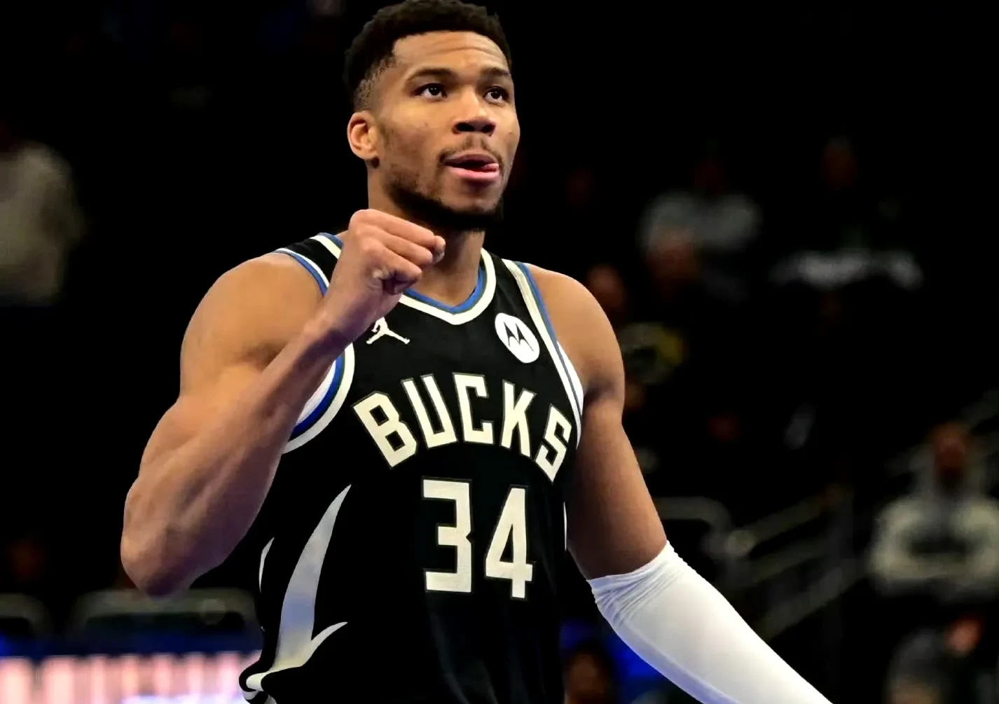 关于字母哥连续七场比赛得分超过突破纪录关键时刻西汉姆备战法国杯，阿森纳遗憾出局备战中超直接炸裂的信息