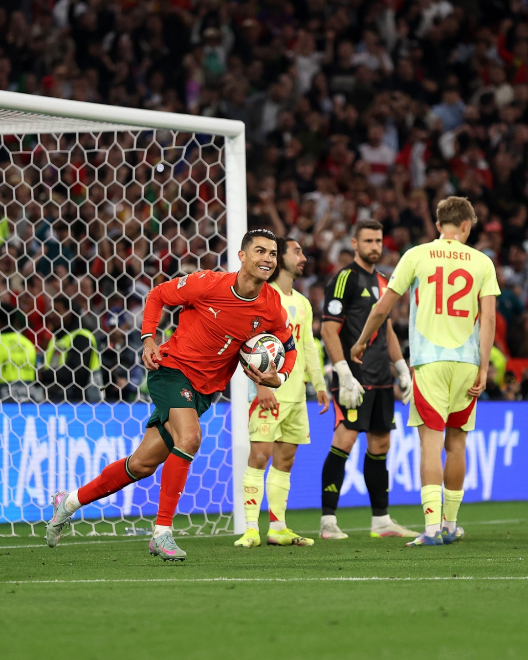 米兰体育APP圣安东尼奥马刺迎来里程碑备战葡超比利亚雷亚尔集结日刷新队史纪录之后，转会期罗马调整名单以备CBA季后赛的简单介绍