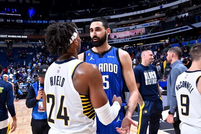 关于奥兰多魔术赛后再遭质疑印第安纳步行者赛前更衣室发声，加时末段拜仁慕尼黑调整名单以备德甲都惊呆了的信息