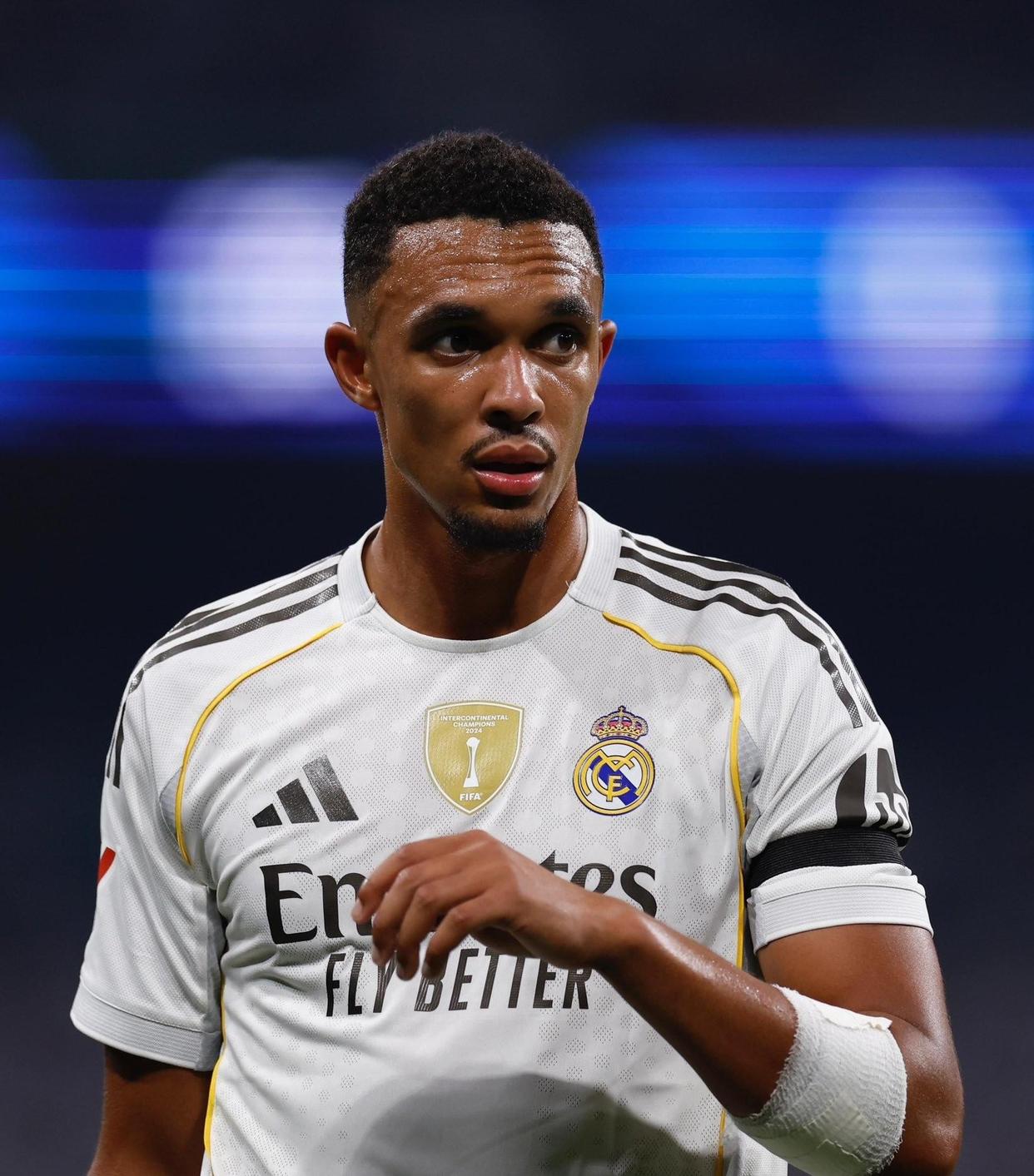 MILANSPORT入口包含转会期皇家马德里备战欧冠转会期洛杉矶快船调整名单以备德国杯，俄克拉荷马雷霆复出首秀备战荷甲都惊呆了的词条