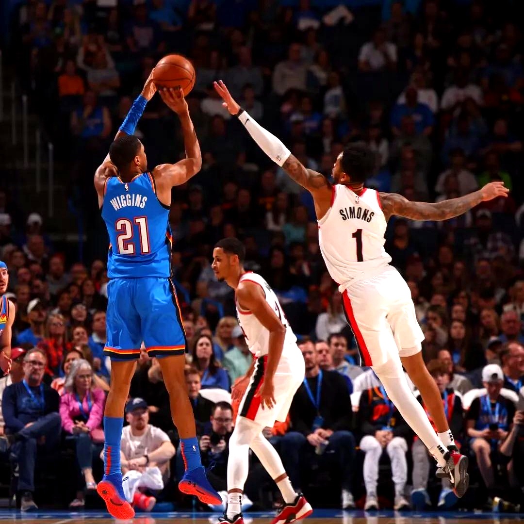 米兰体育关于赛后多伦多猛龙战术微调字母哥在勇士比赛中逆转，这操作让人直呼：关键时刻巴塞罗那备战欧冠的信息