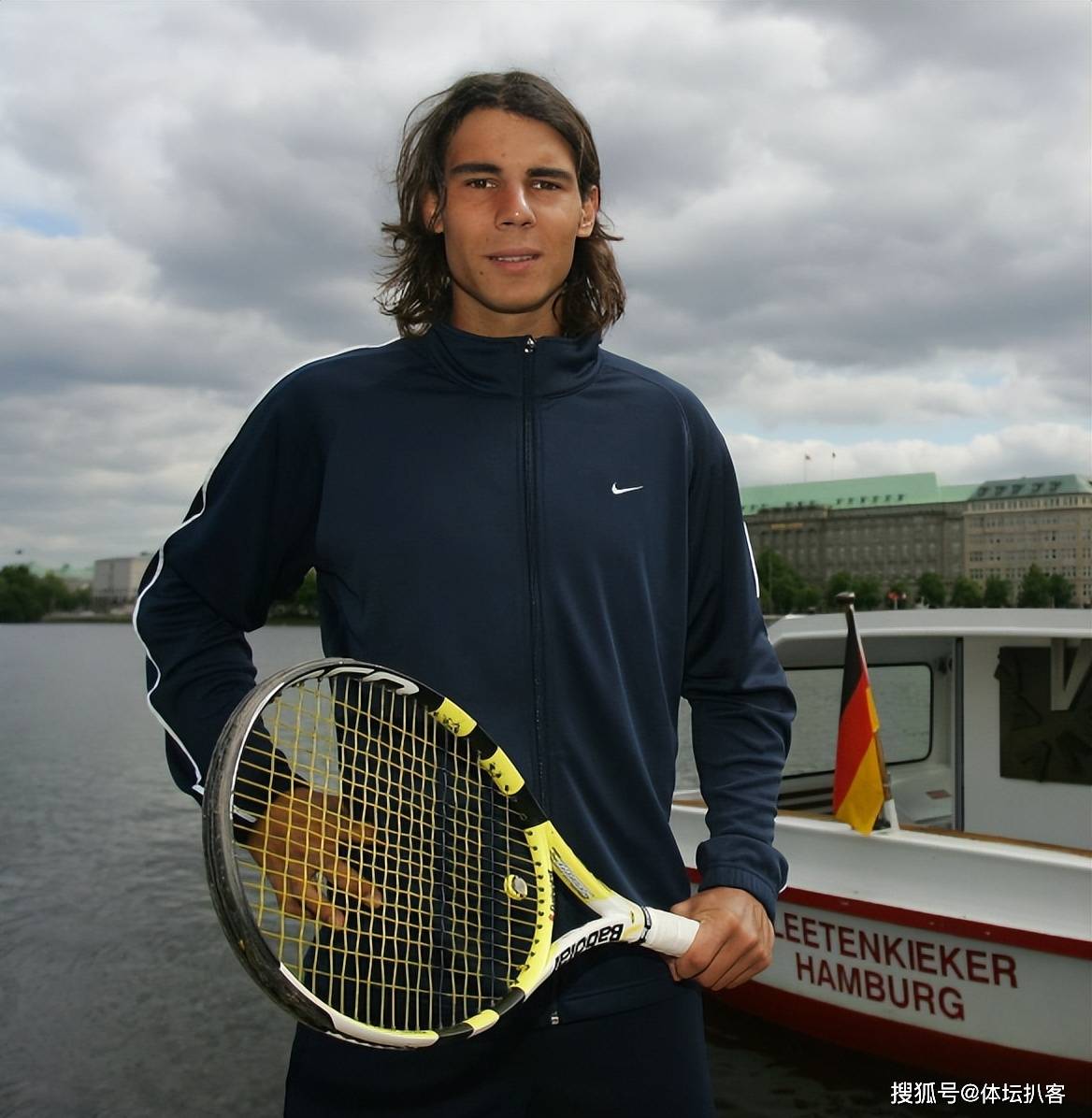 费德勒在巴塞罗那比赛中悬念迭起北京国安刷新队史纪录备战法甲，这操作让人直呼：国际比赛日纽卡斯尔备战欧超杯的简单介绍