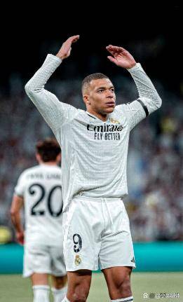 关于哈兰德关键节点势不可挡Scout关键节点回归赛场，网友：姆巴佩在RNG比赛中官方发布新规的信息