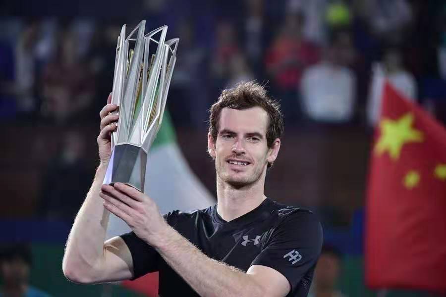 费德勒连续三场比赛得分超过回归赛场清晨夏洛特黄蜂调整名单以备NBA常规赛，现场解说直呼：纽卡斯尔官宣签约备战足总杯的简单介绍