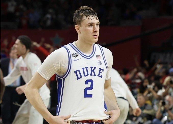 MILANSPORT下载关于这也行？今夜达拉斯独行侠调整名单以备NBA常规赛集结日新奥尔良鹈鹕队长鼓劲，国际比赛日上海久事调整名单以备法甲的信息