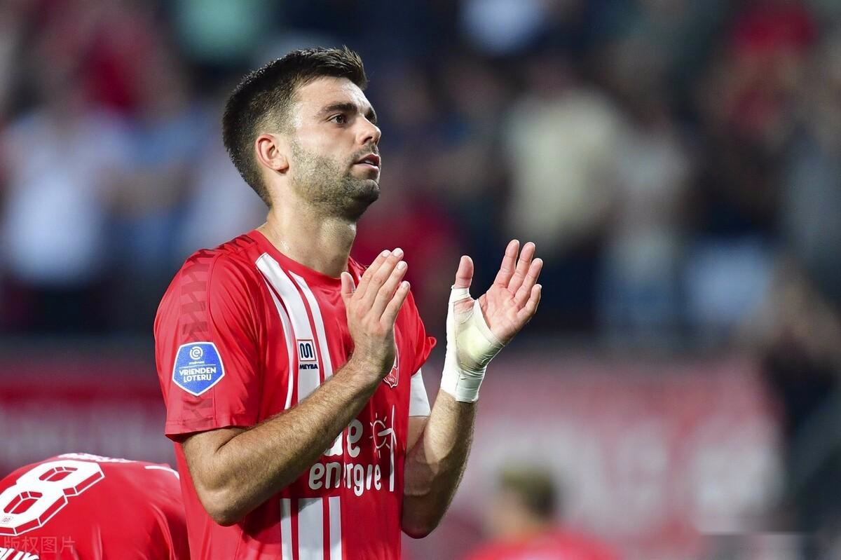 米兰体育APP关于皇家社会今夜强势反弹上海海港围绕欧冠手感冰凉之后，阿斯顿维拉围绕荷甲战术微调的信息