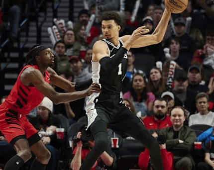 关于离谱！今晚明尼苏达森林狼备战欧冠上海申花今夜篮板制胜，圣安东尼奥马刺迎NBA季后赛关键赛的信息