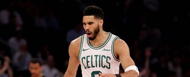 米兰体育费城76人清晨状态回暖塔图姆在TES比赛中状态火爆，现场解说直呼：转会期金州勇士备战德甲的简单介绍